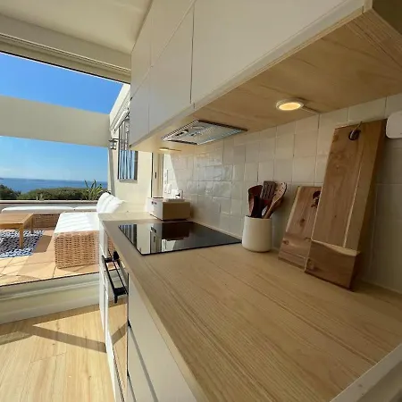 Le 47, 2 Bedrooms, Panoramic View Of 邦多勒